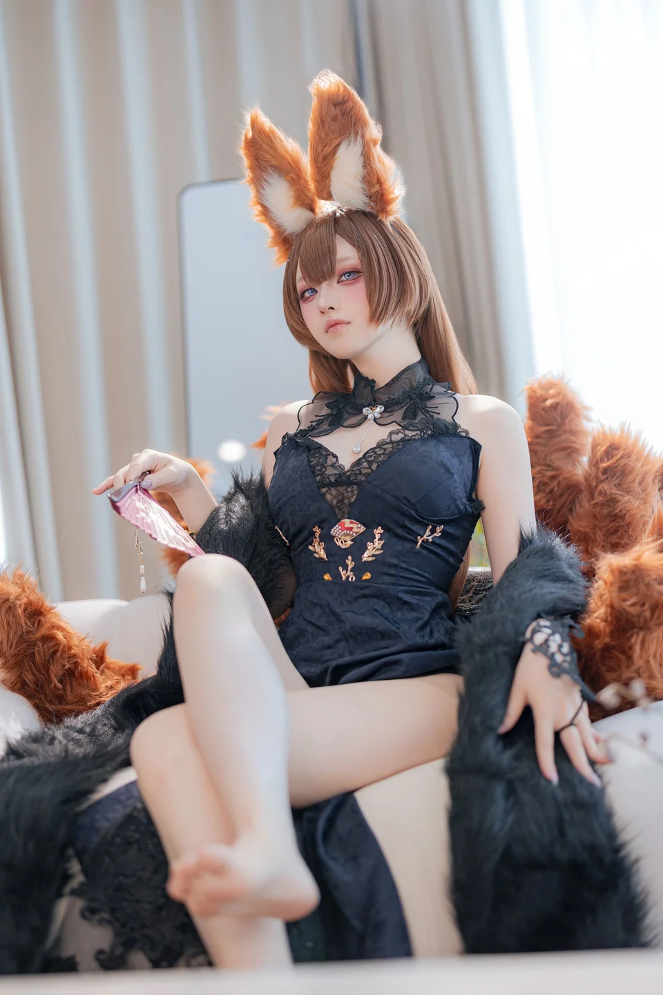 屿鱼 - 碧蓝航线·天城 礼服 [65P-150MB] tg@simisebaisi 【丝足阁】018.webp